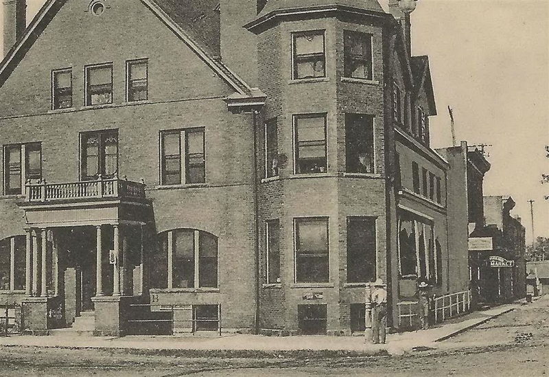 Holly Hotel - From Michigan Haunted Houses (newer photo)